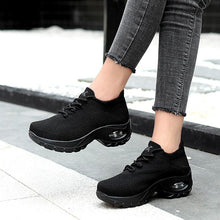 Load image into Gallery viewer, Women's Breathable Comfortable Non-slid Hiking Shoes