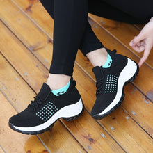 Load image into Gallery viewer, Women's Breathable Comfortable Non-slid Hiking Shoes