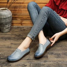 Load image into Gallery viewer, Women&#39;s Leather Waterproof Shoes
