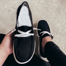 Load image into Gallery viewer, Women&#39;s Soft Breathable Flats Sneakers

