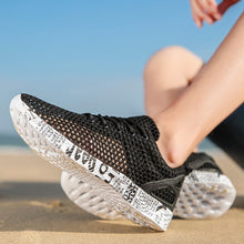 Load image into Gallery viewer, Men&#39;s Breathable Quick Drying Water Shoes
