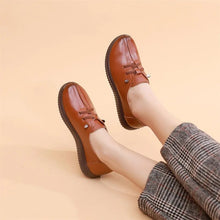 Load image into Gallery viewer, Women&#39;s Comfy Leather Shoes
