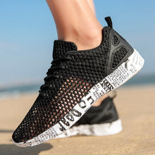 Load image into Gallery viewer, Men&#39;s Breathable Quick Drying Water Shoes
