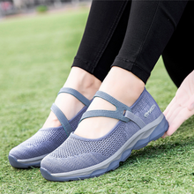 Load image into Gallery viewer, Women&#39;s Comfortable Breathable Walking Shoes
