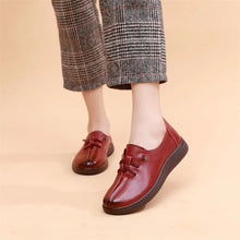 Load image into Gallery viewer, Women&#39;s Comfy Leather Shoes
